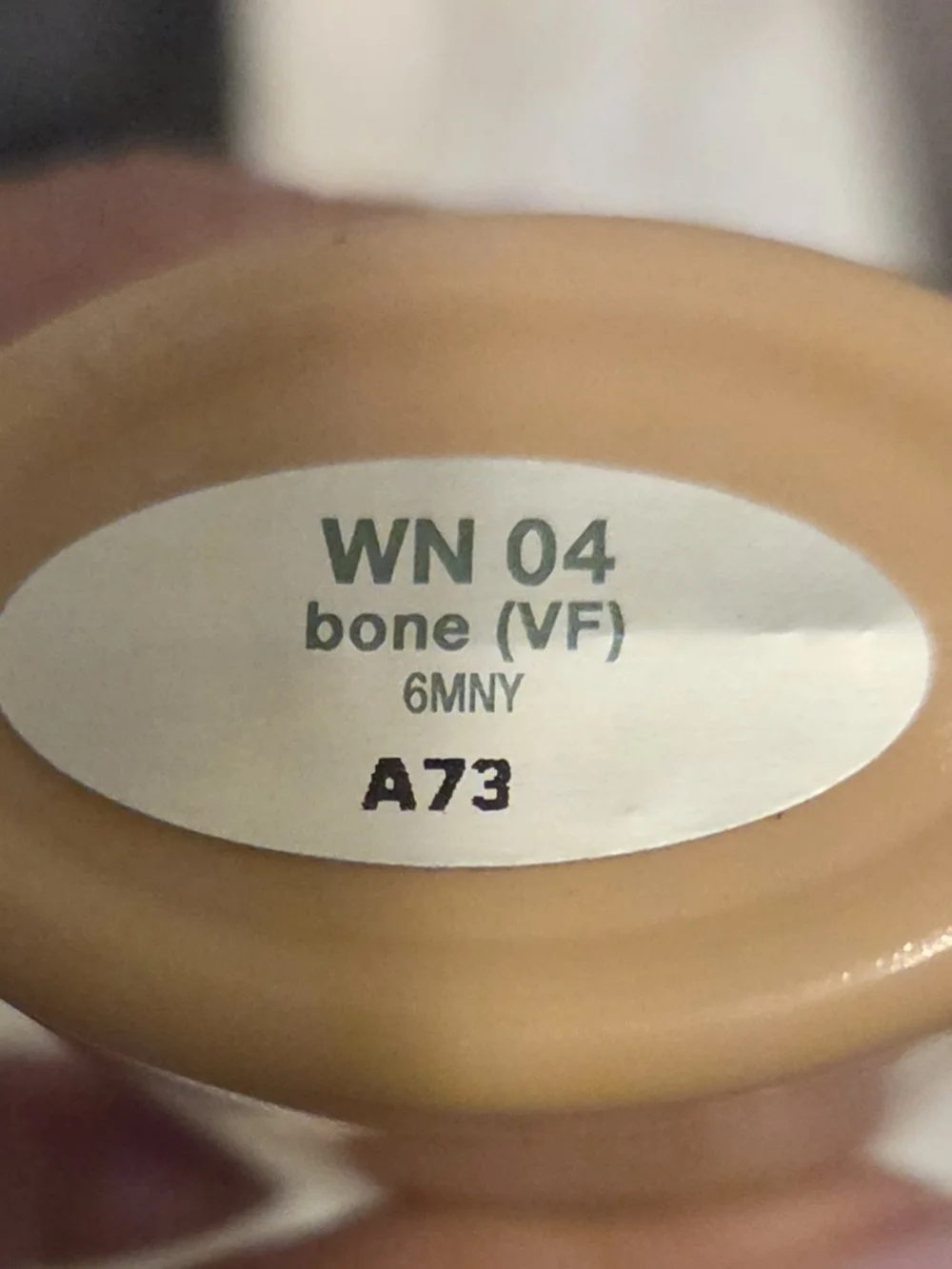 Clinique Even Better Foundation - Light/Beige with Silver Logo